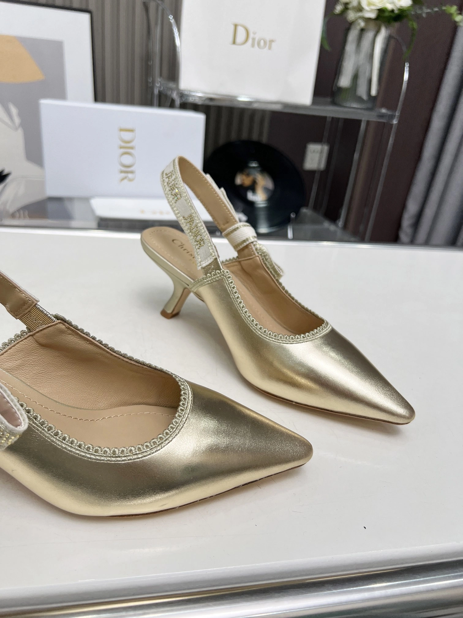 COCO-- 4ior KCV163LAL_S71K sheepskin Heel height： 6.5CM item:D-X000J1727